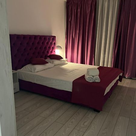 Cris Sunny Apartaments Năvodari Buitenkant foto